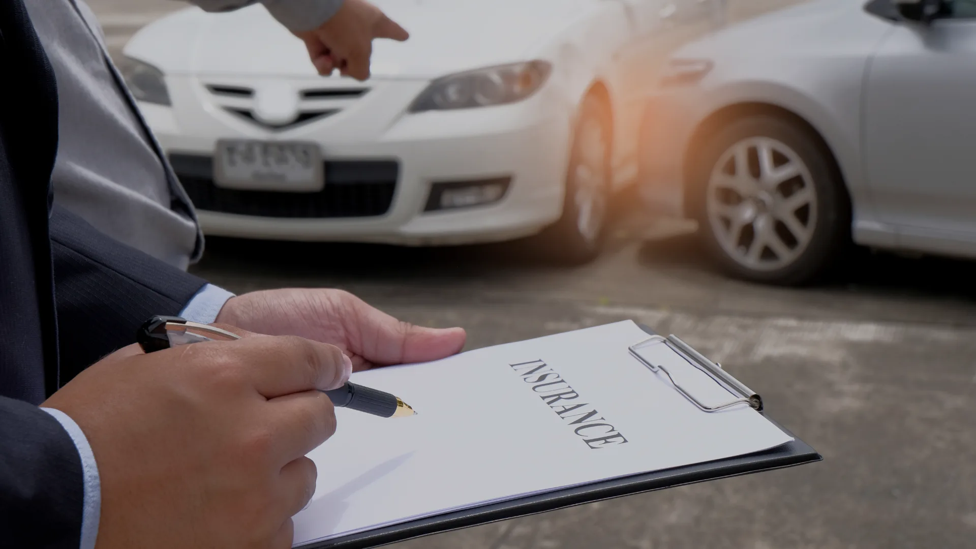 Negotiating with Insurance Adjusters Strategies for Your Claim